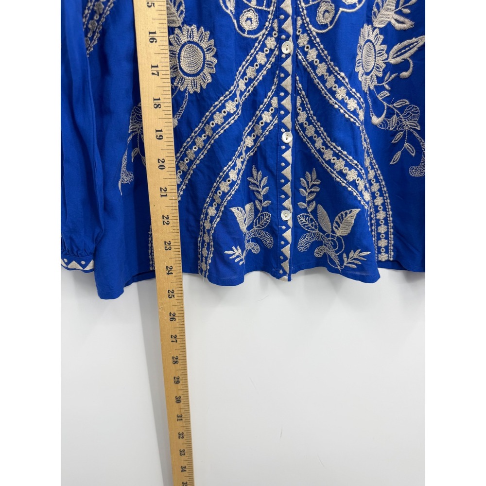 Johnny Was Workshop scalloped Embroidered Blouse Women M Blue Button Front Modal - Picture 4 of 7